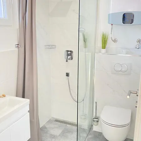 Modernes Mit Eigenem Pool Und Meerblick By Interhome بيت للعطل *