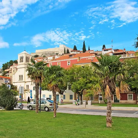 Modernes Mit Eigenem Pool Und Meerblick By Interhome *