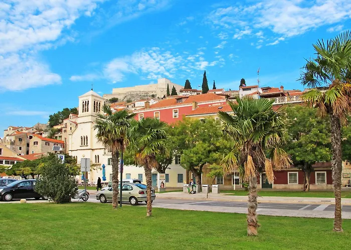 Modernes Mit Eigenem Pool Und Meerblick By Interhome *